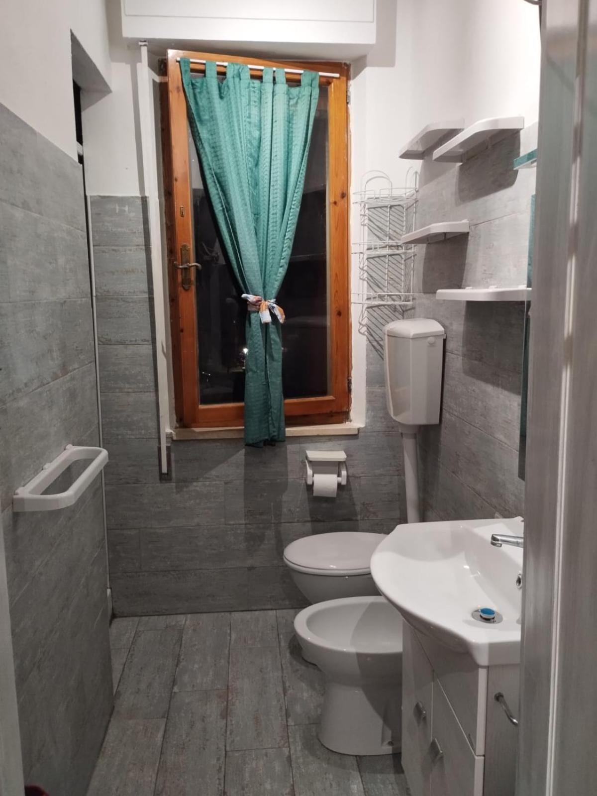300 Metri Dal Mare Apartment Follonica Exterior photo